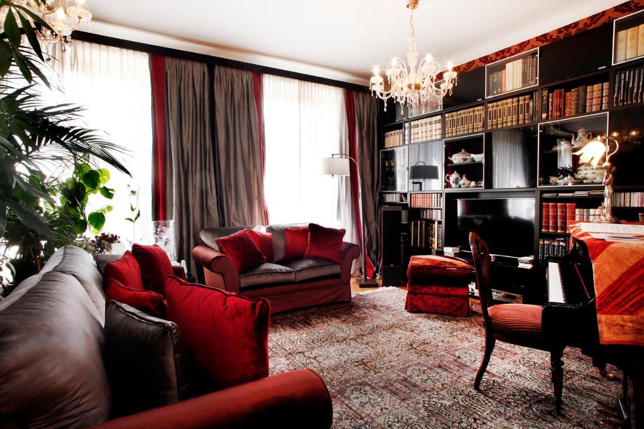 Luxury Room In Central Art Nouveau Building Next To Metro Station Milán Exteriér fotografie